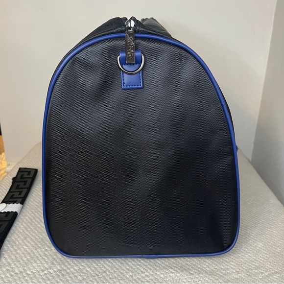Versace Parfums Weekend Duffel Travel Gym Bag - NWOT - Picture 9 of 16